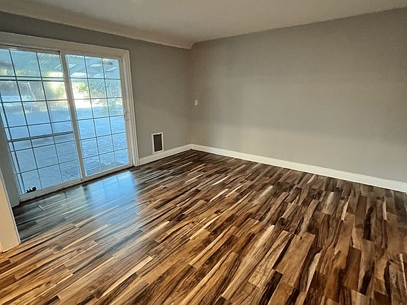 4th image of 1154 Schaupp Ct