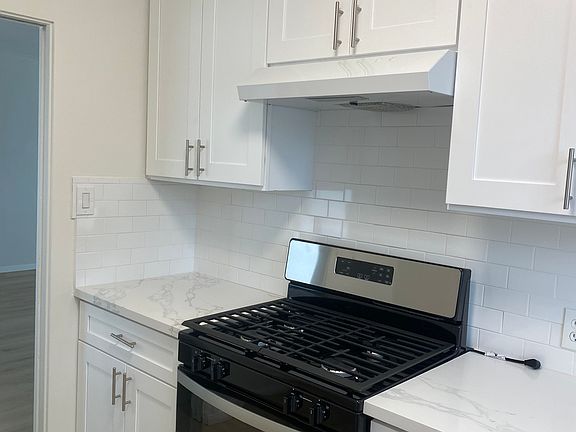 3rd image of 1346 E Florida St #5