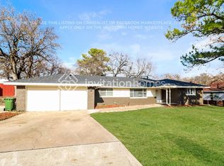 613 Evandale Dr, Bedford, TX 76022