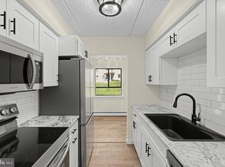 280 Bridgewater Rd APT B14, Brookhaven, PA 19015