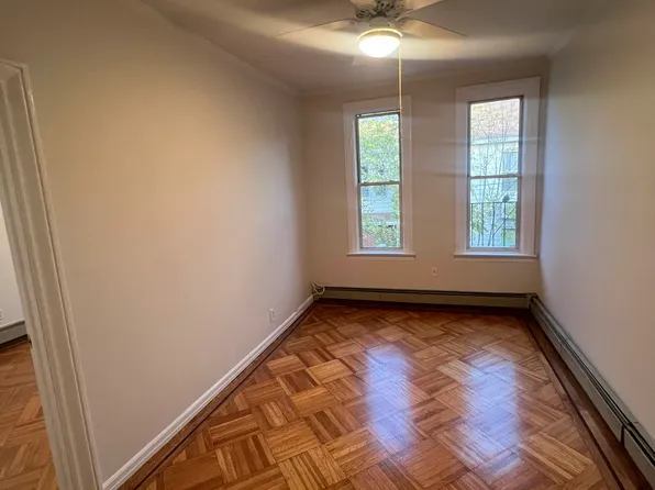 7101 Narrows Avenue image 4 of 8