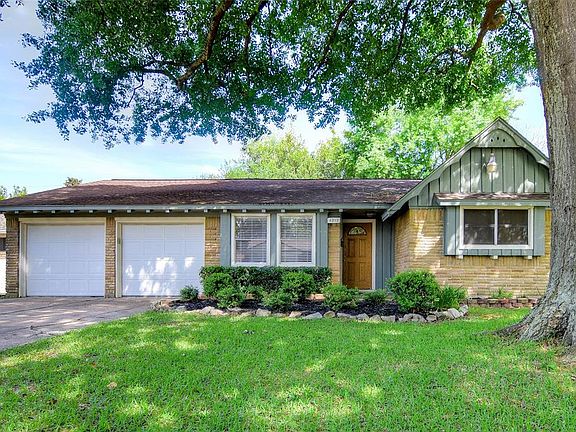 2nd image of 4213 Baron Ln
