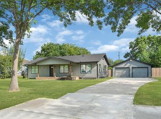 2324 13th Ave N, Texas City, TX 77590