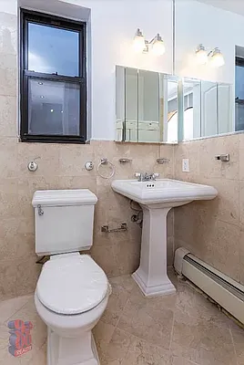 Rented by REAL New York | media 3