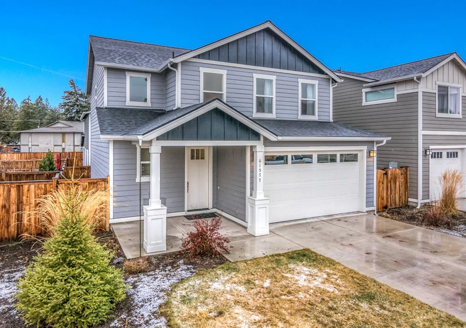 Spacious 3 Bedroom Home, Great Southeast Bend Neighborhood! Furnished Monthly Rental — Photo 1
