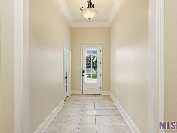 3rd image of 37459 Amalfi Dr