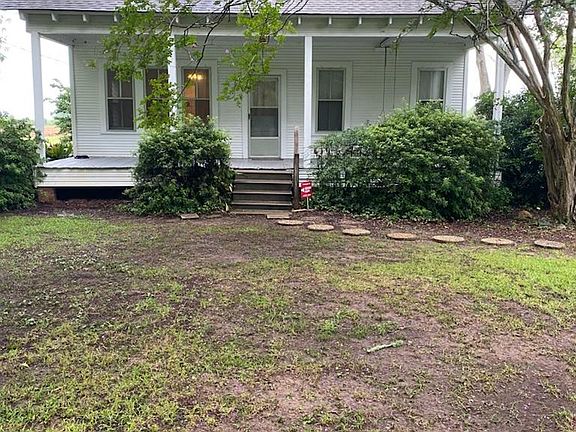 Spacious front porch