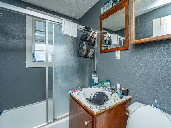 charleston-south-carolina-440949264 picture