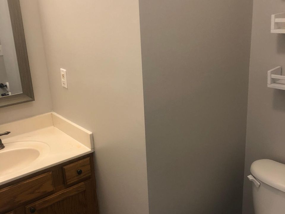 1st image of 301 Waterford Ct #301