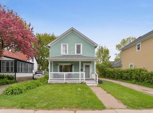 415 Banfil St, Saint Paul, MN 55102