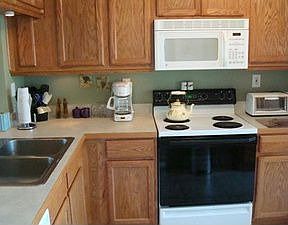 3rd image of 6210 Sun Blvd APT 204