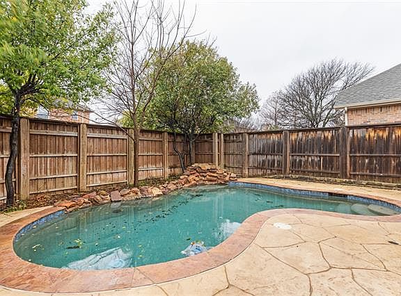 4th image of 15731 Brookwood Dr