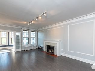 450 W Surf St APT 2, Chicago, IL 60657