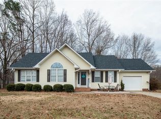 908 Bunting Rd, Asheboro, NC 27205