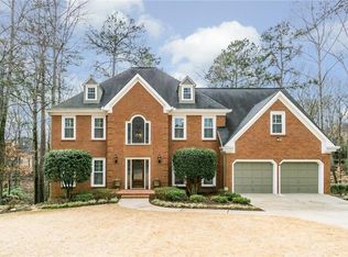 12095 Wildwood Springs Dr, Roswell, GA 30075
