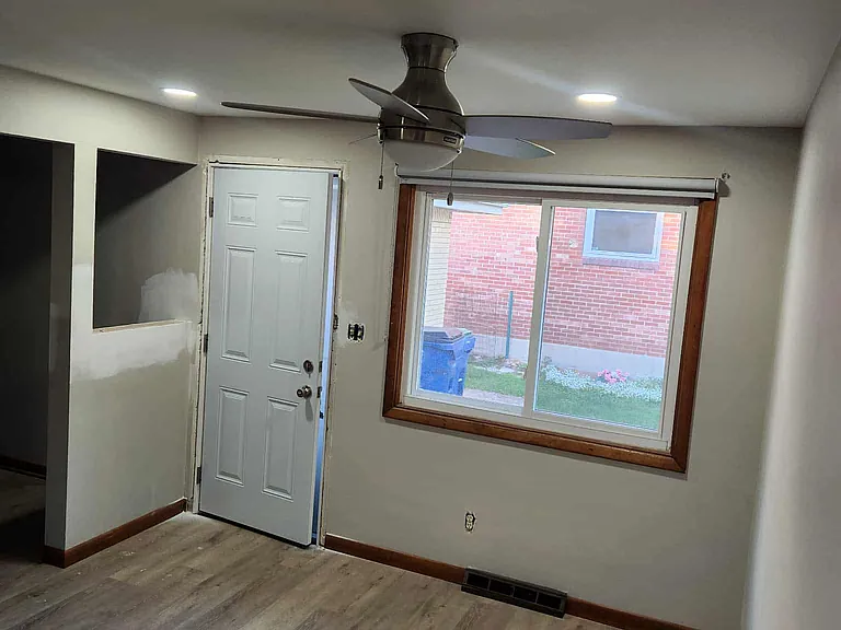 207 Tonawanda Creek Rd #2 — Photo 8