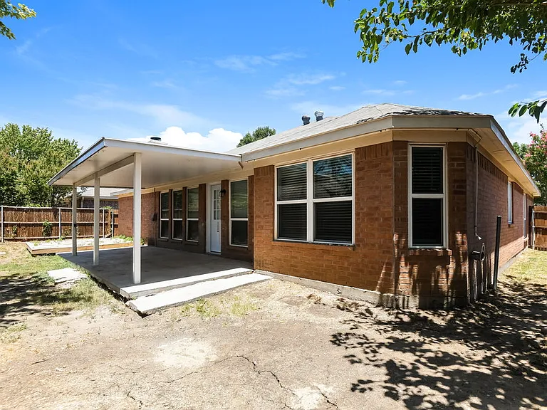 415 Marybeth Dr — Photo 16