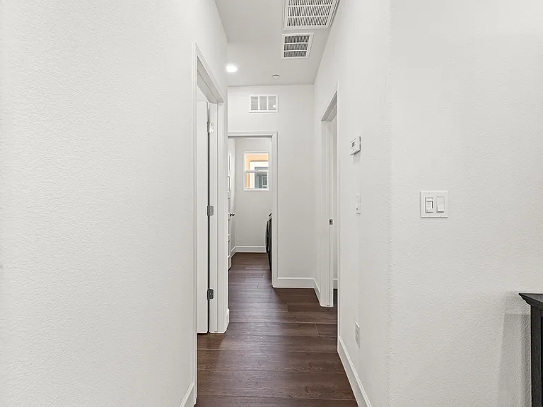 5524 Kenneth Pl — Photo 21