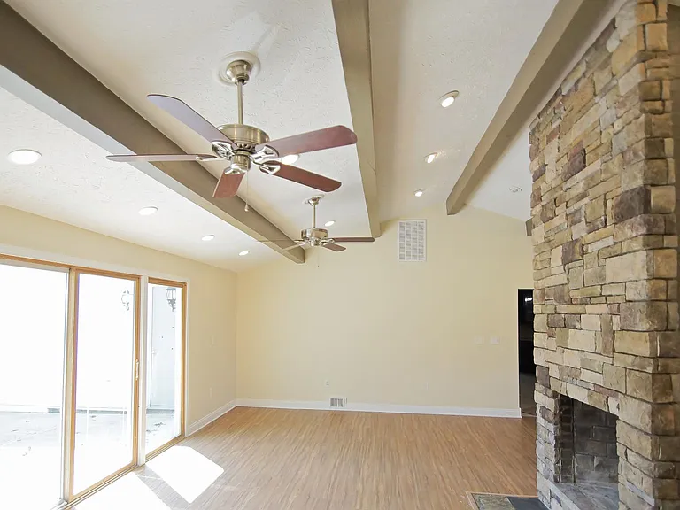 13331 Caves Rd — Photo 3