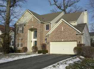 545 Hamilton Ln, North Aurora, IL 60542