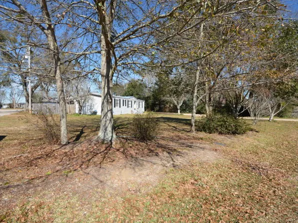 18061 State Highway 104, Robertsdale, AL 36567