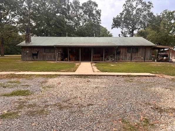 71 Varnadore Ln, De Witt, AR 72042