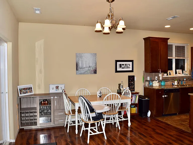 622 Shirehill St — Photo 11