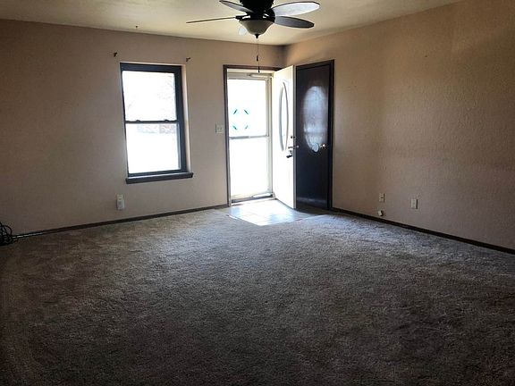 2nd image of 532 Brady Dr
