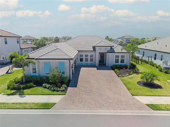 6172 Lungo Lago Dr, Sarasota, FL 34241