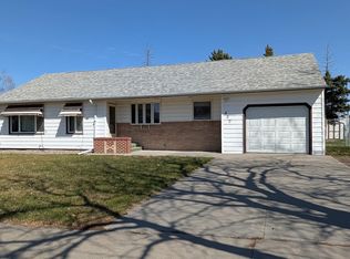 400 N Ben St, Parkston, SD 57366