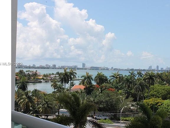 3rd image of 7900 Harbor Island Dr APT 711
