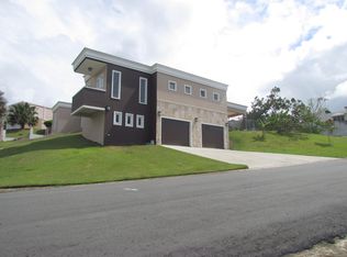 Estancias Del, Rio Grande, PR 00745