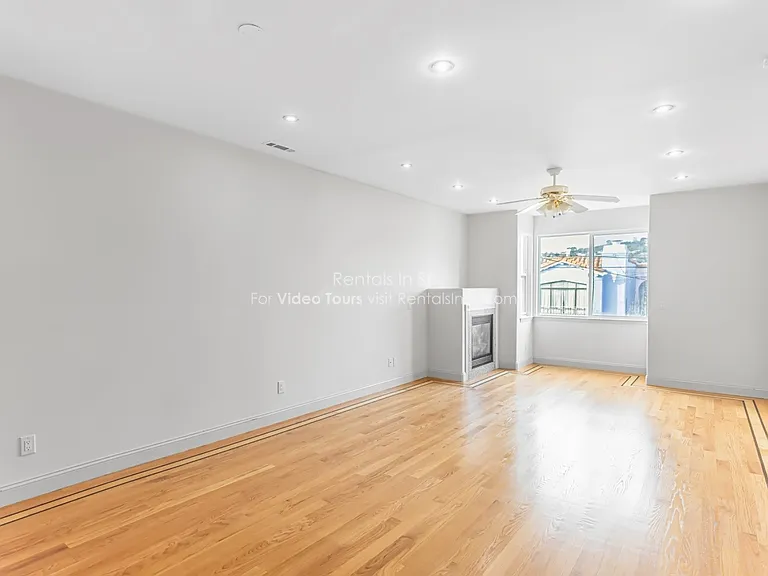 135 Sweeny St #A — Photo 4
