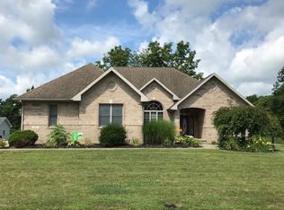 101 S Buckingham Rd, Yorktown, IN 47396