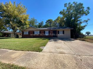 4702 Okeefe St, Bossier City, LA 71111