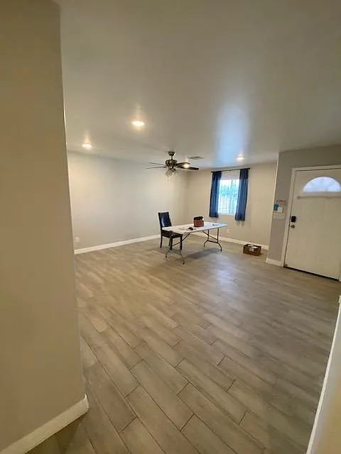 3 bed, 1500 sqft, $1,740 — Photo 2