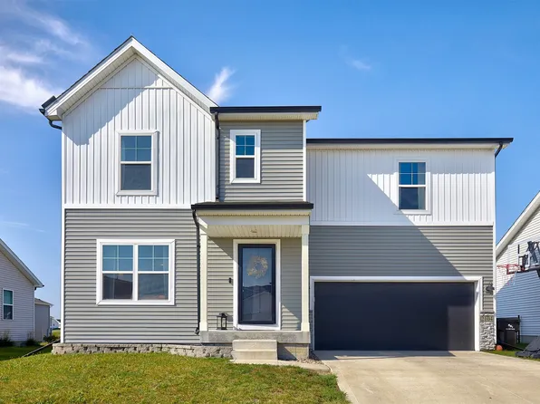 2104 Barry Dr, Adel, IA 50003