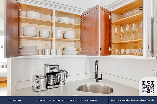 Rented by The Blueground | media 8