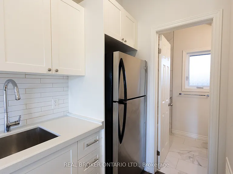 164 Heiman St #1B — Photo 14
