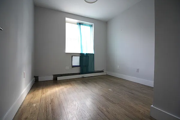 Rented by Nooklyn NYC LLC | media 34