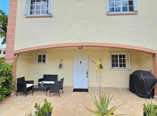 6755 NW 182nd St APT 104, Hialeah, FL 33015