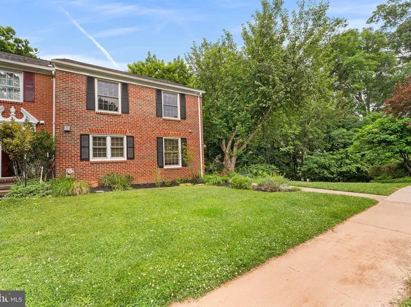 34 Tullycross Ct, Lutherville Timonium, MD 21093