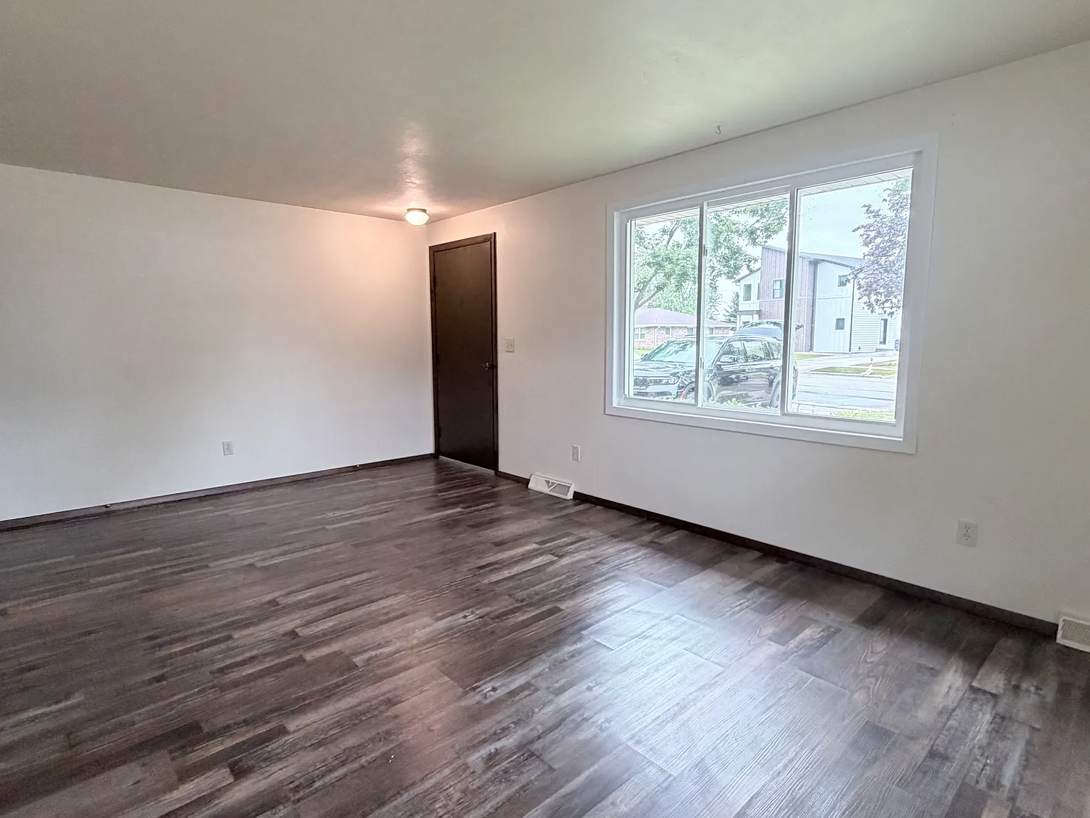 2 bed, 1650 sqft, $1,595 — Photo 4