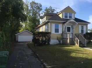 143 Heck Ave, Ocean Grove, NJ 07756