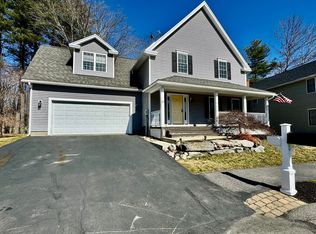 23 Kearsarge Ln, Merrimack, NH 03054