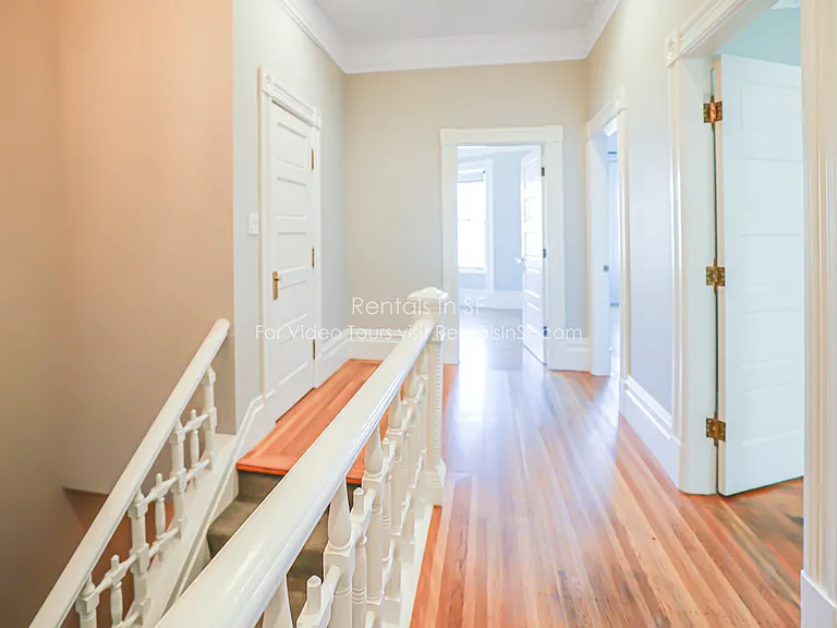 567 Waller St — Photo 15