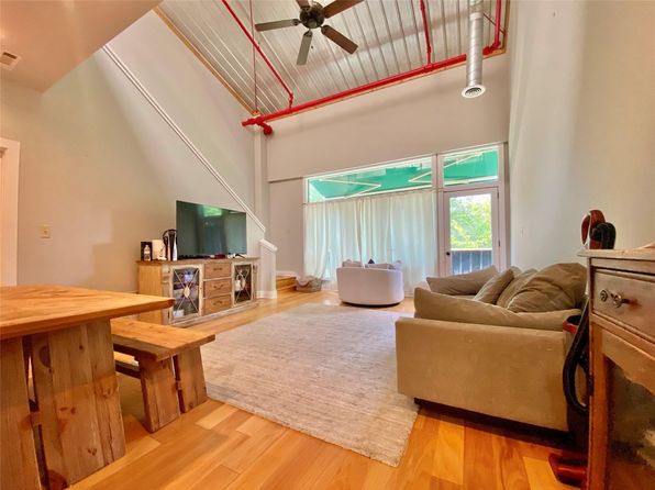 254 W Washington St #6