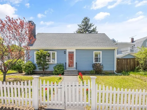 515 Lynn Fells Pkwy, Melrose, MA 02176