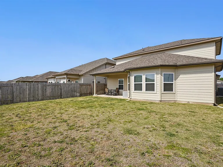 10310 Mager Ln — Photo 28
