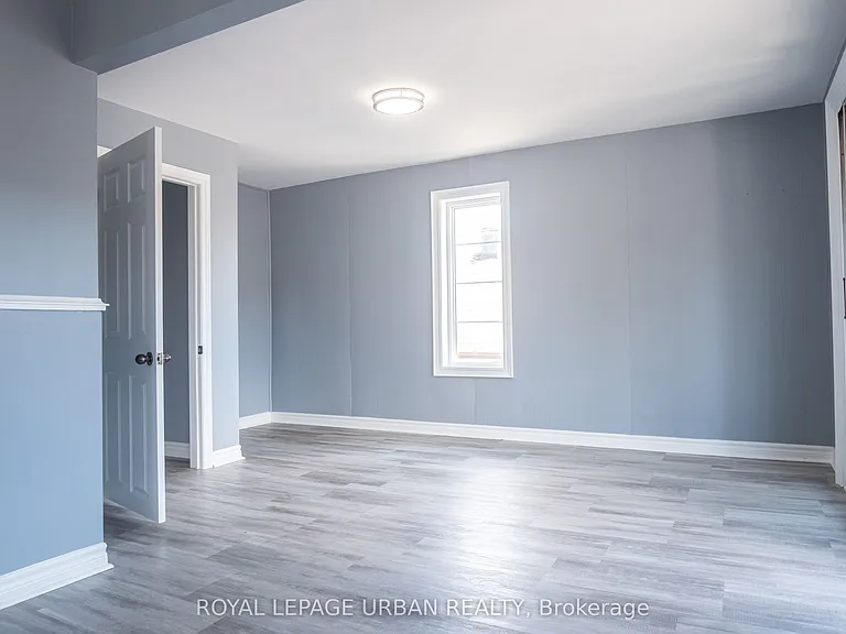 36 Welland St #MAIN FLOOR — Photo 14